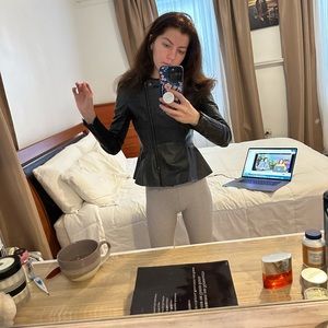 Very elegant and classy leather jacket